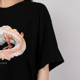 T-shirt (Crab) [Village Vanguard Collaboration Product]3